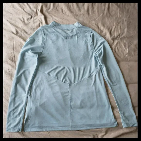 Nike Long Sleeve Running Shirt (XS) - Picture 3 of 4